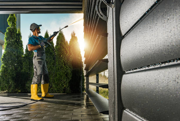 Best Pool Deck Cleaning  in Maryville, MO